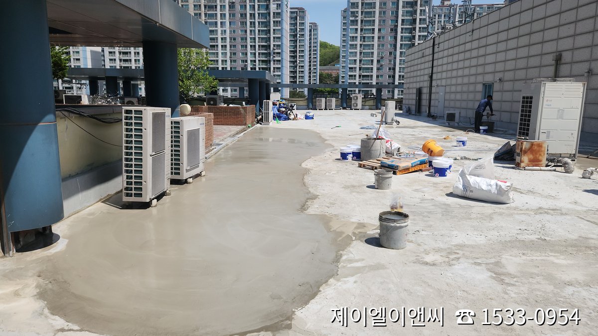 용인 쇼핑몰 옥상 구배 물매 잡기